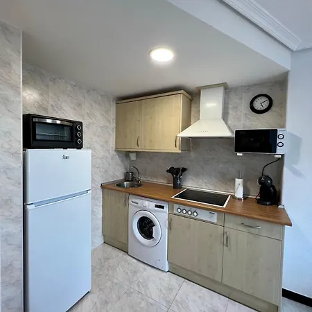 Atico En Tina Mayor Appartement