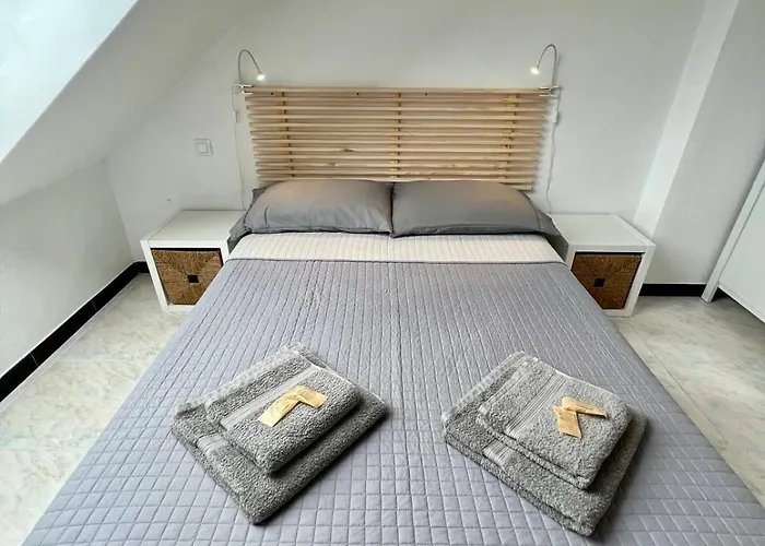 Atico En Tina Mayor *