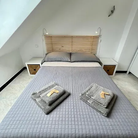 Atico En Tina Mayor *